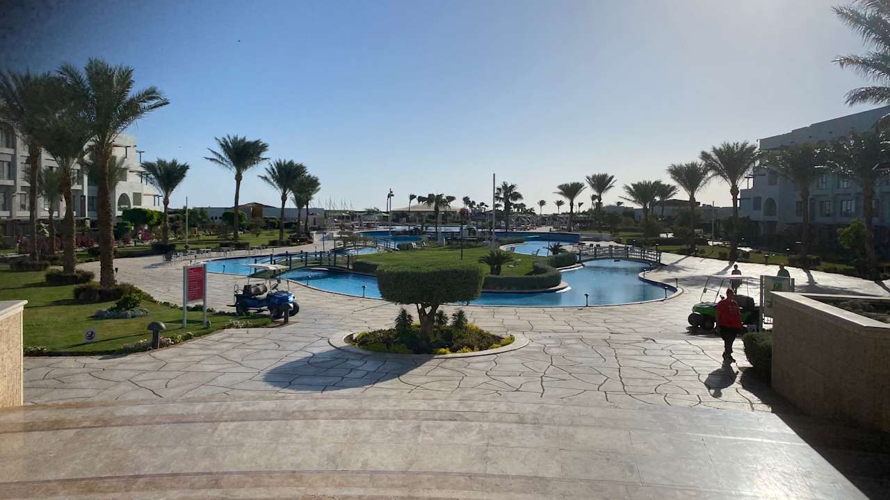 Pool Mövenpick Waterpark Resort & Spa Soma Bay