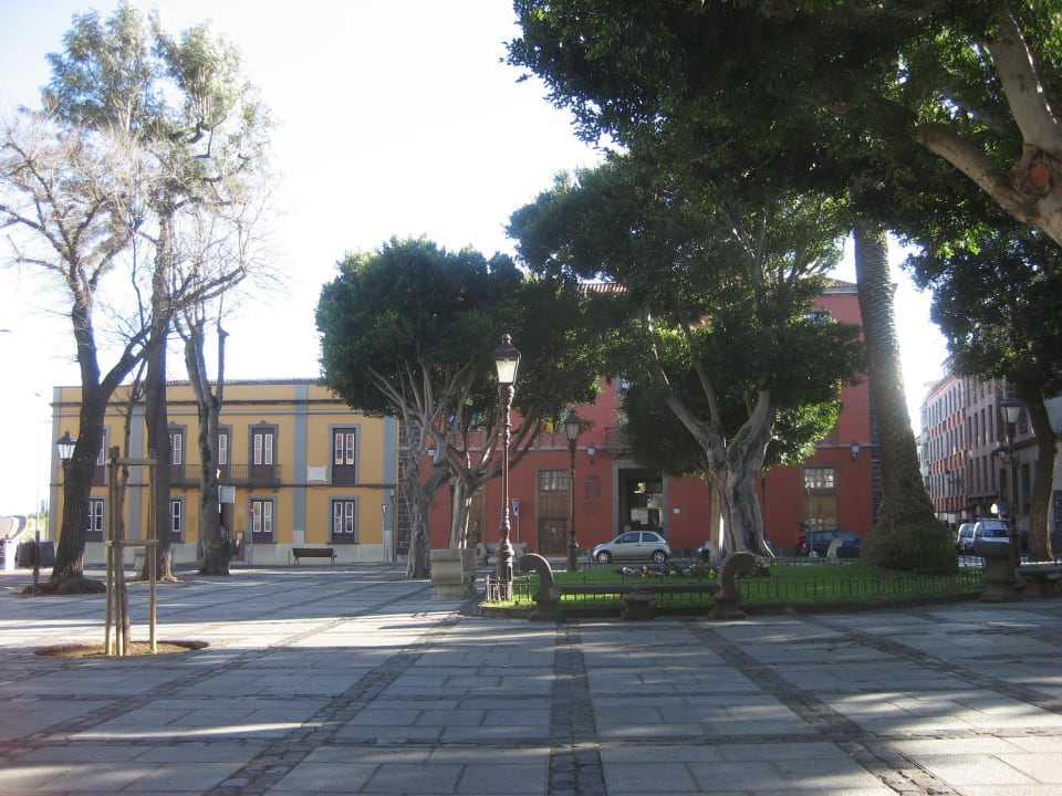 Plaza de Adelanto Hotel Laguna Nivaria