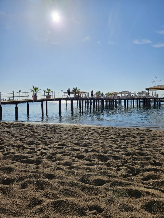 Strand Royal Holiday Palace