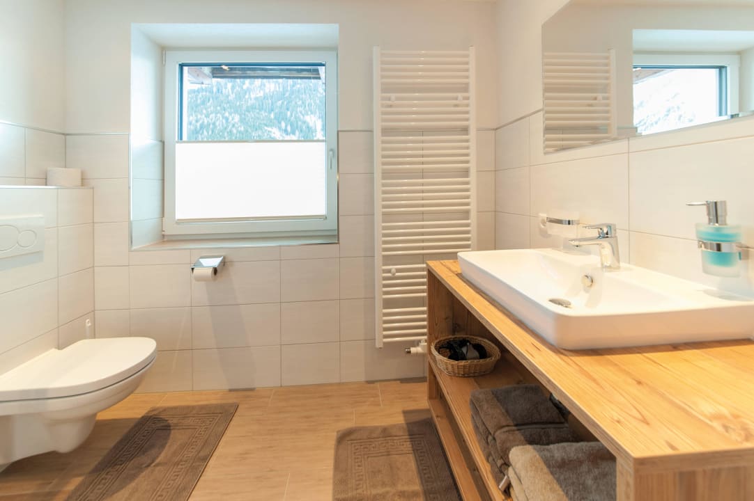 Badezimmer  Gästehaus Stöcklhof