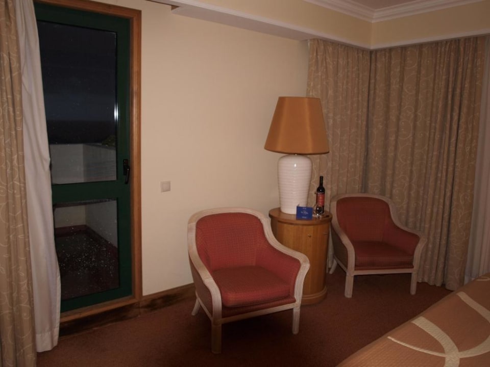 Sitzecke Zimmer 328 Hotel The Cliff Bay (PortoBay)