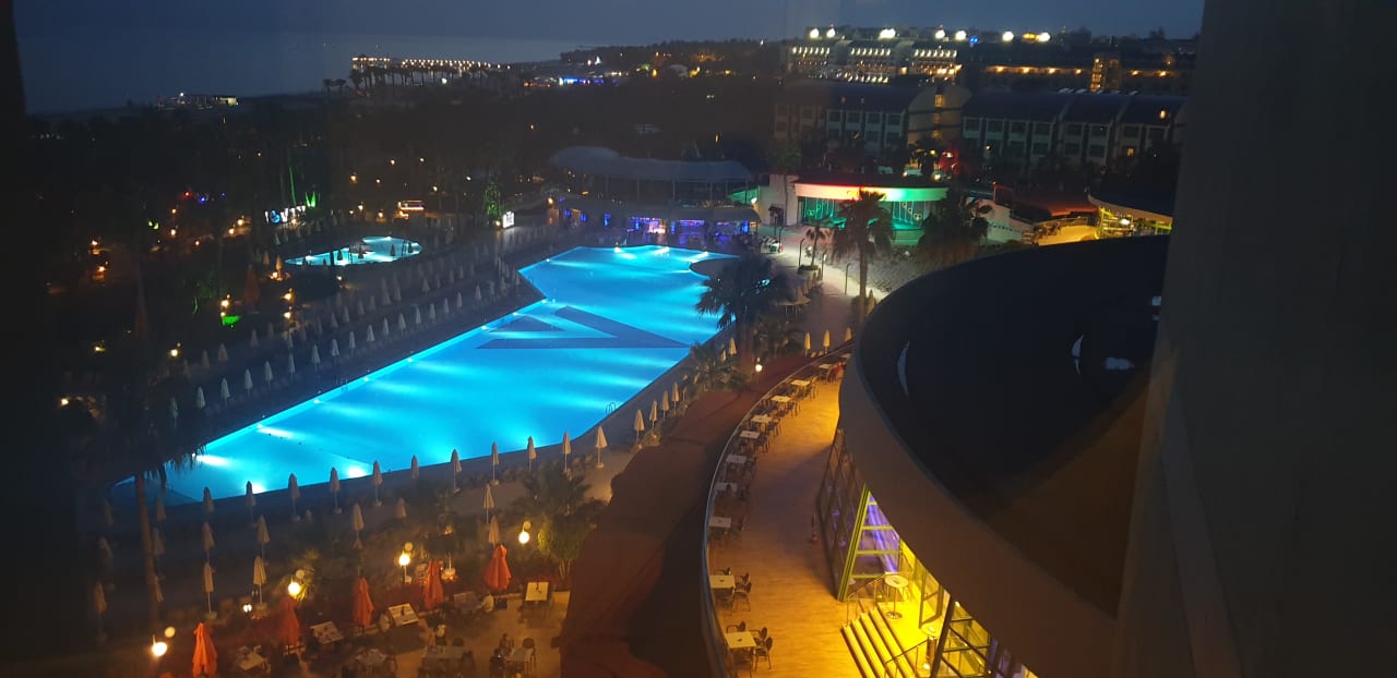 Pool VONRESORT Golden Coast