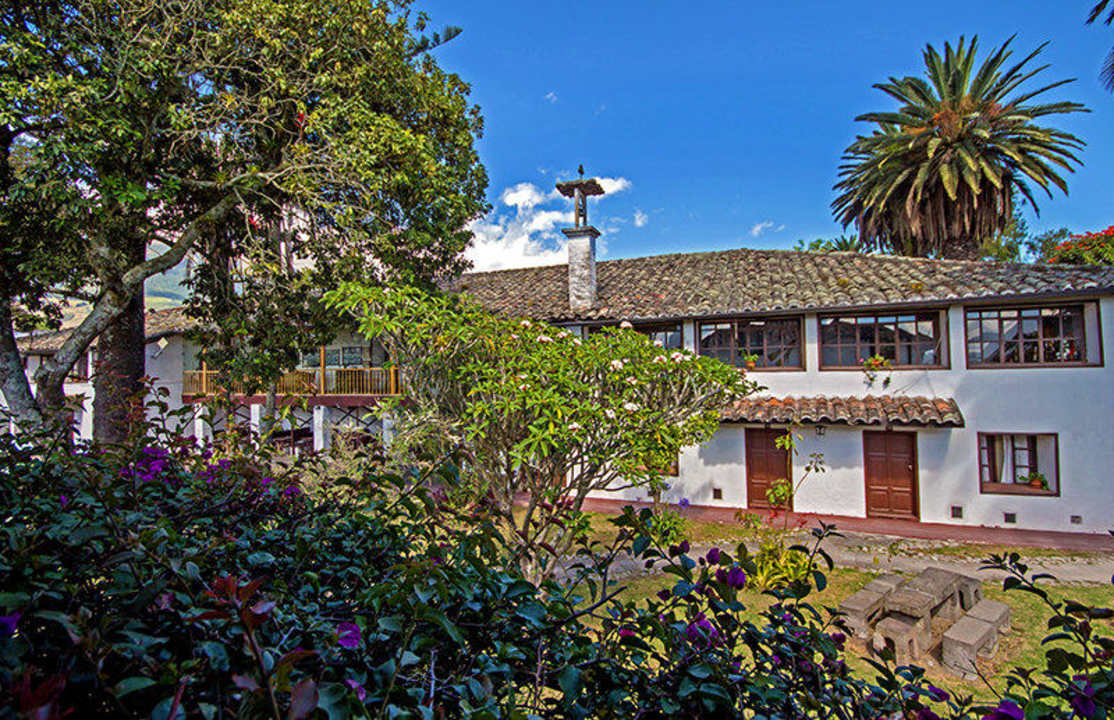 Jardines Hacienda Hosteria Chorlavi