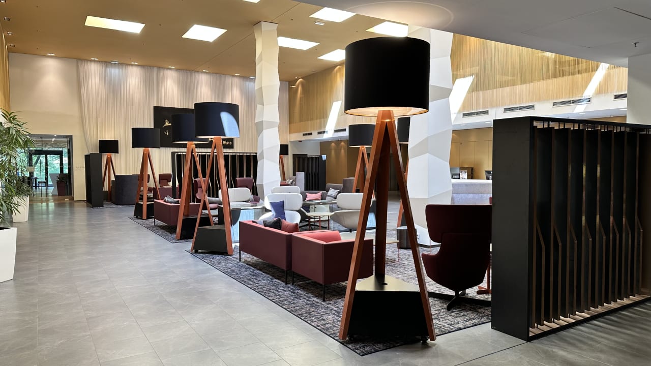 Lobby DoubleTree by Hilton Vienna Schonbrunn