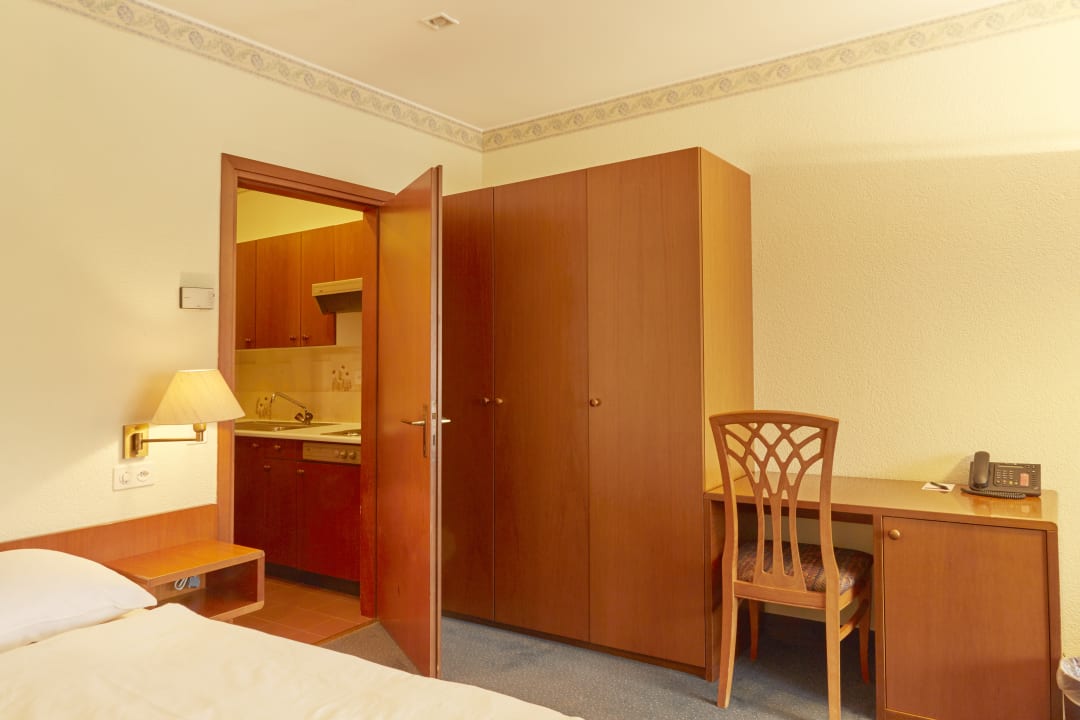 Zimmer H4 Hotel Arcadia Locarno