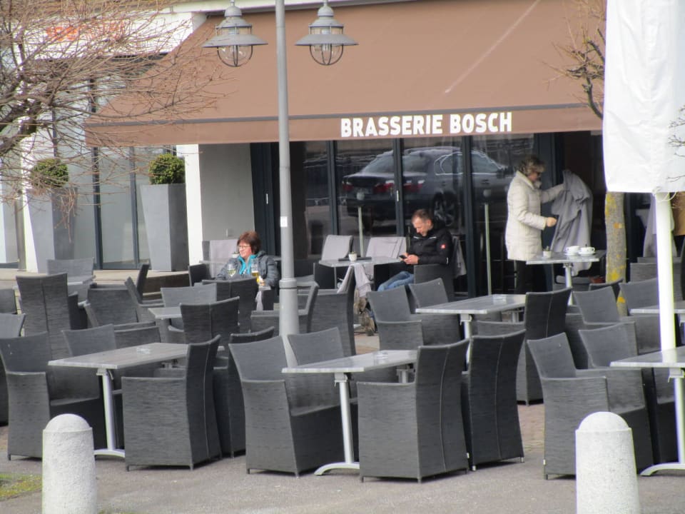 Vor dem Hotel Seehotel Litz