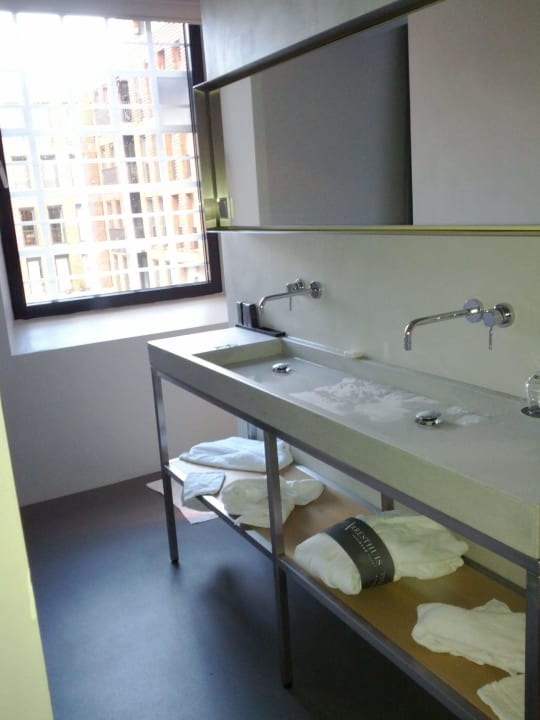 Bad Hotel Het Arresthuis