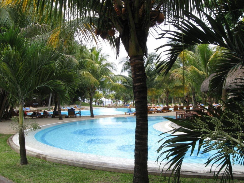 Blick von der Bar aus Richtung Pool / Meer Canonnier Beachcomber Golf Resort & Spa