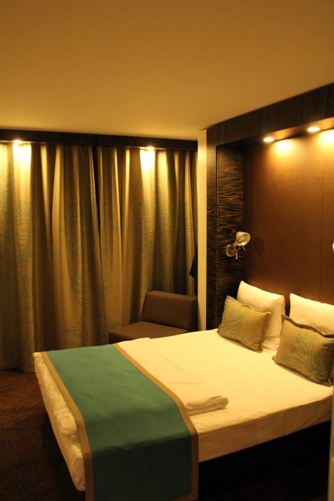 Bett/ Sitzgelegenheit B&B Hotel Düsseldorf-Ratingen