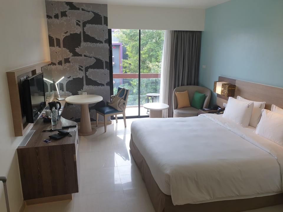 Zimmer Holiday Inn Express Phuket Patong Beach Central