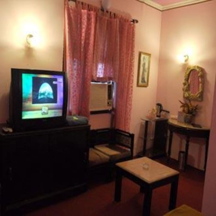 Super deluxe Hotel Metro Tower HBC Group