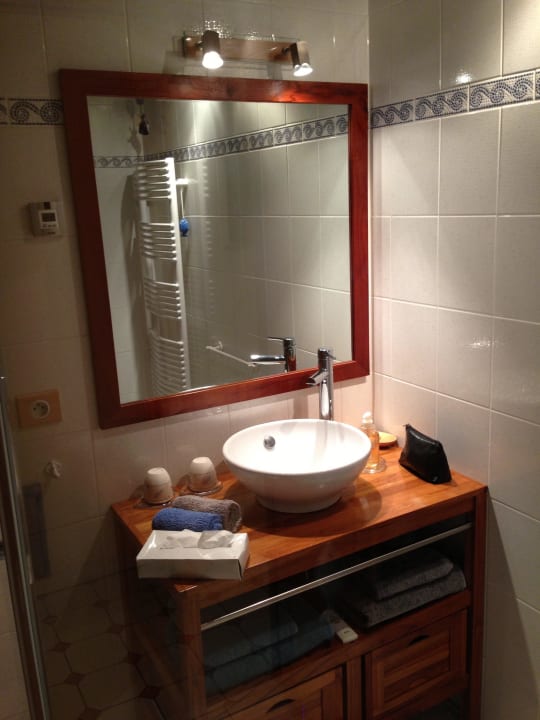 Badezimmer Guesthouse Ecole Buissonniere