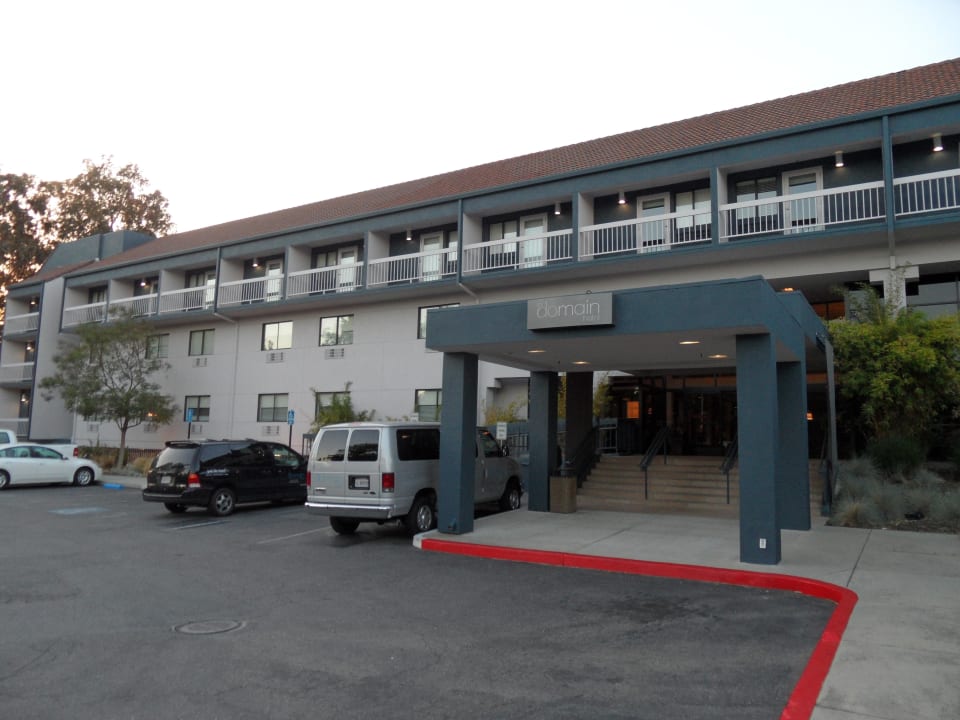 Eingangsbereich The Domain Hotel