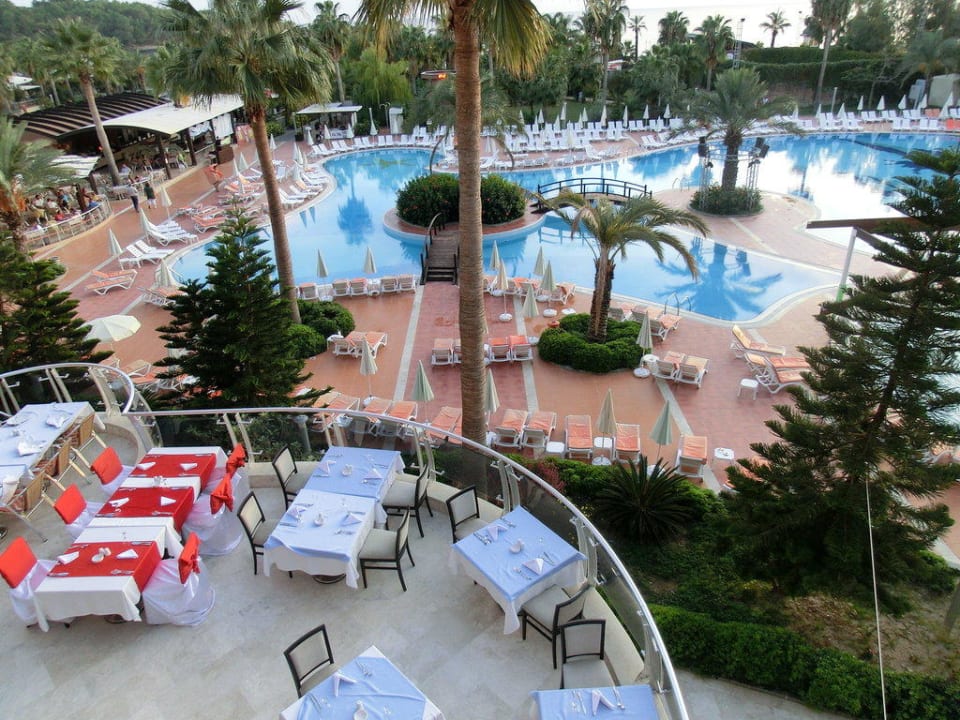 Die Poolanlage & Restaurant Arycanda Kirman Premium