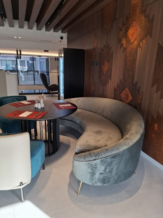 Gastro Mercure Tirana
