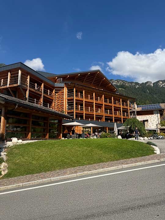 Außenansicht Cyprianerhof Dolomit Resort