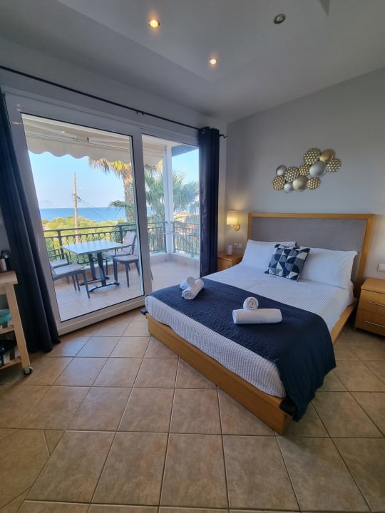 Zimmer GreenHill Holiday Suites Sarti