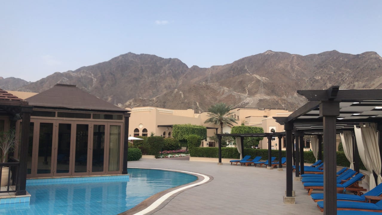 Pool Miramar Al Aqah Beach Resort