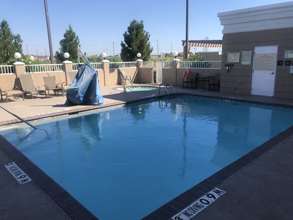 Pool Hotel Hampton Inn Fort Stockton