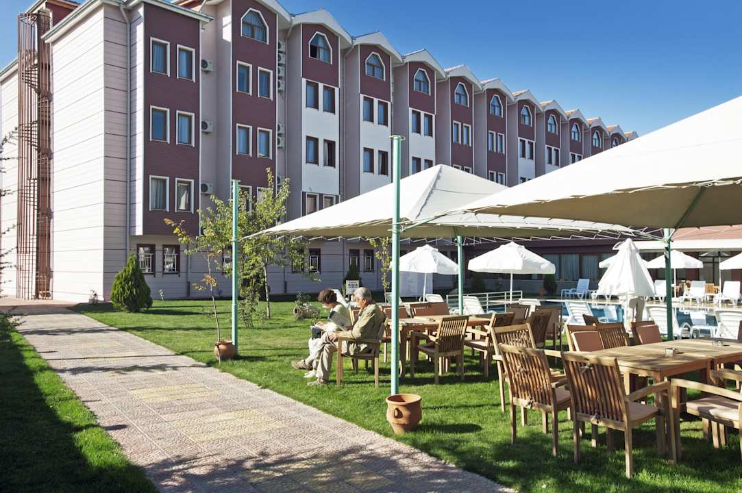 Gartenanlage Crystal Kaymakli