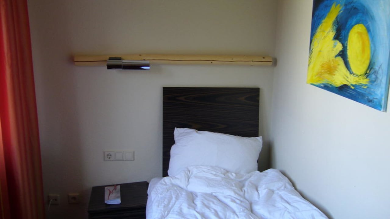 Einzelbett Hotel Speyer am Technik Museum