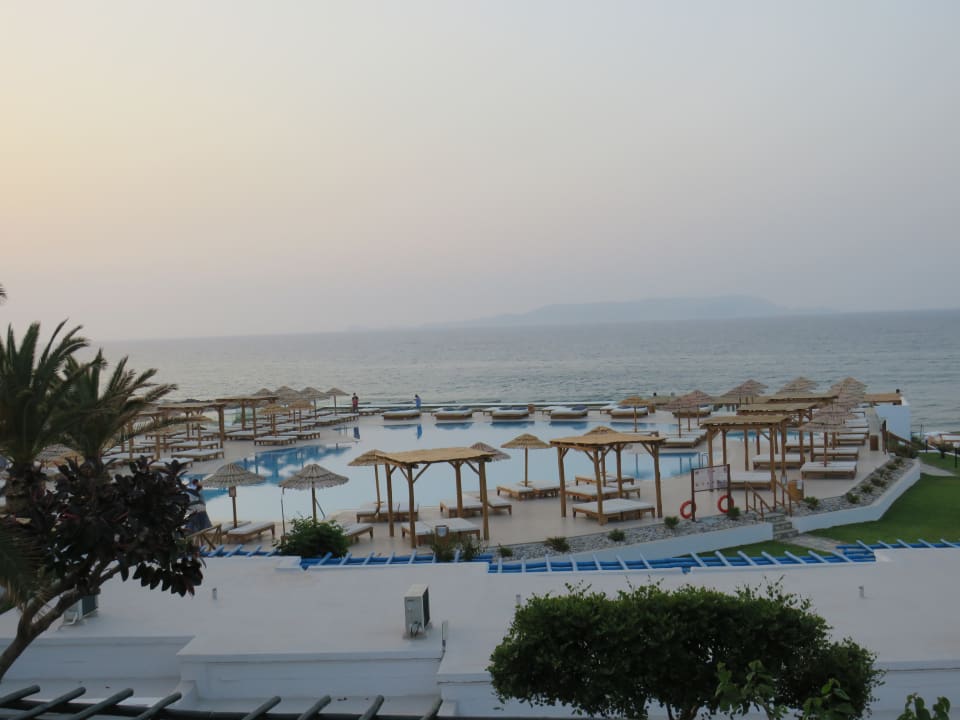 Ausblick Mitsis Rinela