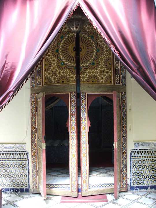  l entree de la chambre opaline Guest House Ines-Palace