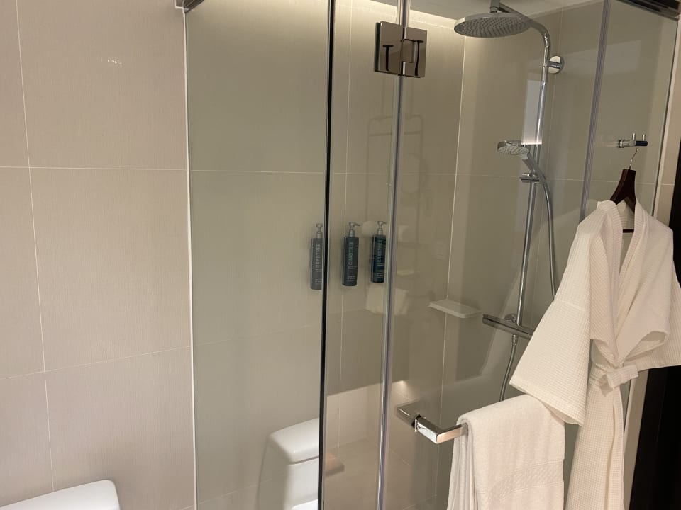 Zimmer Double Tree by Hilton Bangkok Ploenchit