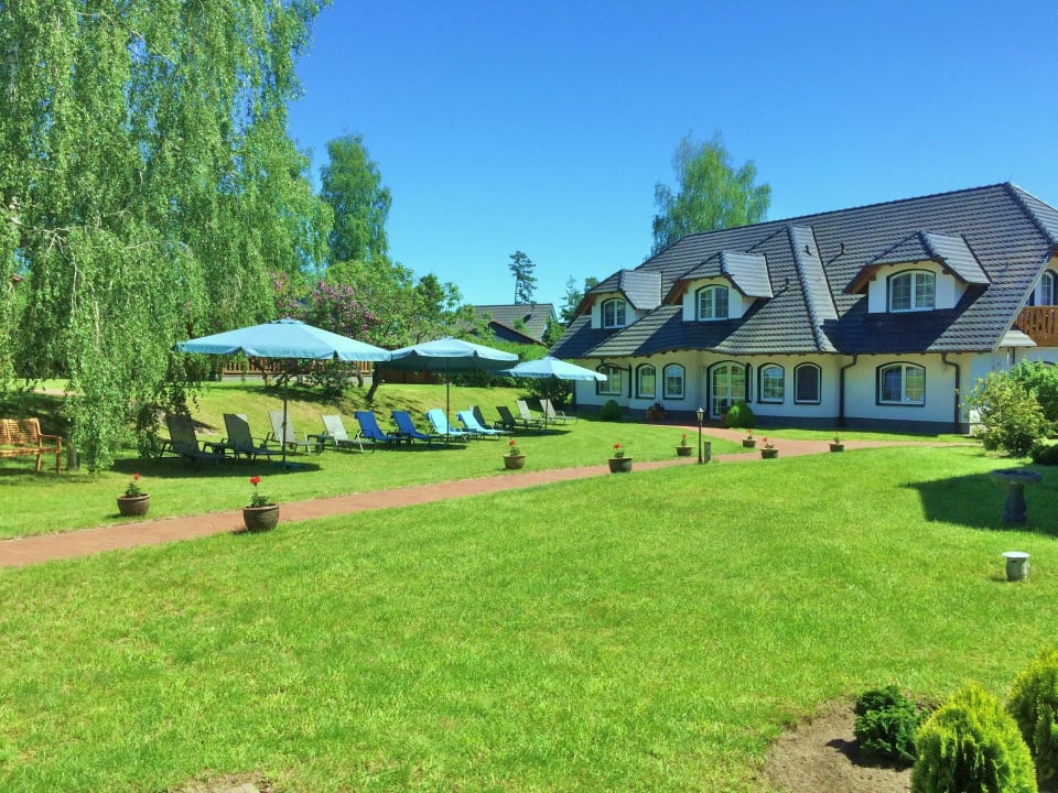 Außenansicht Landhaus Müritzgarten