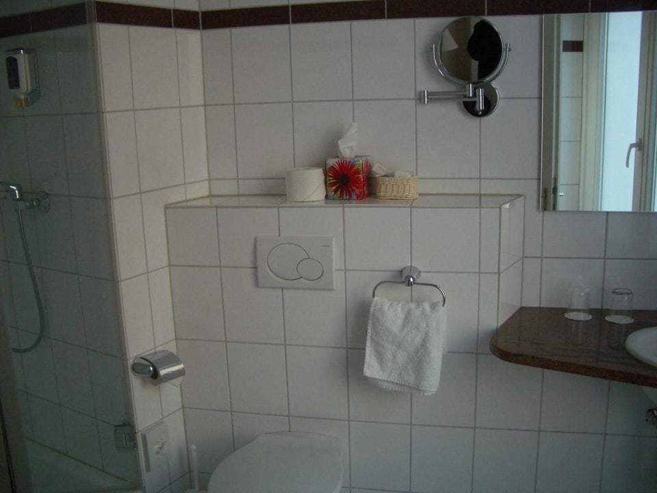 Bad zum Zimmer 7306 Hotel Fürst Bismarck