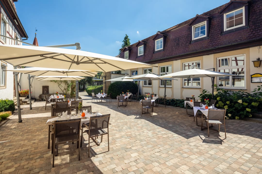 Gastro Hotel Schloss Döttingen