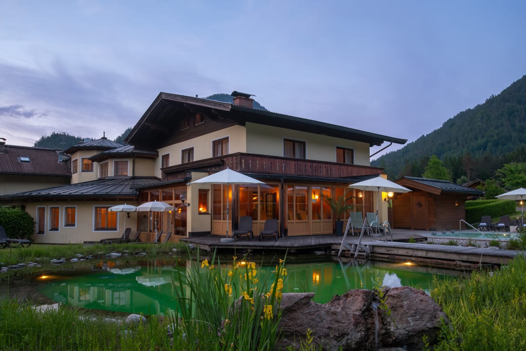 Außenansicht Hotel Vitaloase zu den drei Brüdern