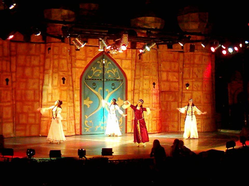 Folklore Vorführung PALOMA Perissia