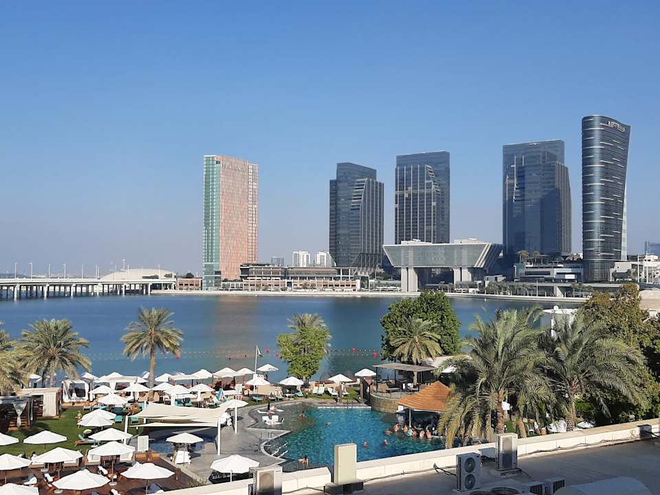 Außenansicht Le Meridien Abu Dhabi Resort