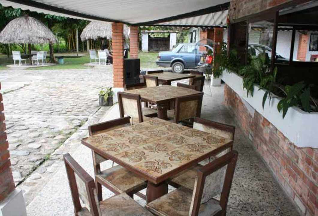 Restaurante-Exterior  Hotel Los Caballos