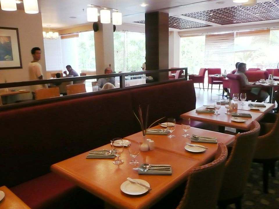 Restaurant Hotel Miri Marriott Resort & Spa