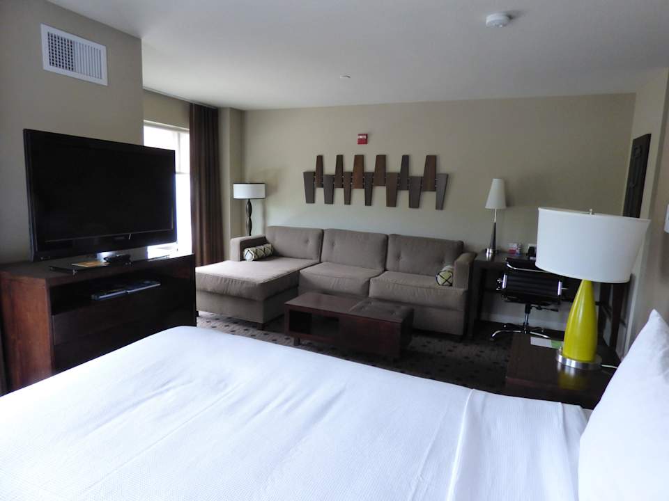 Zimmer mit Balkon und Kitchenette HYATT House Seattle/Redmond