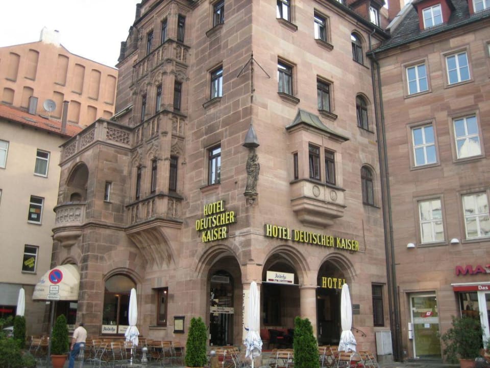 Aussenansicht Hotel Deutscher Kaiser