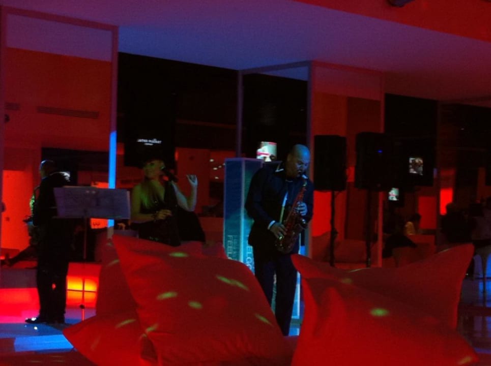 Live Band Hotel SU & Aqualand