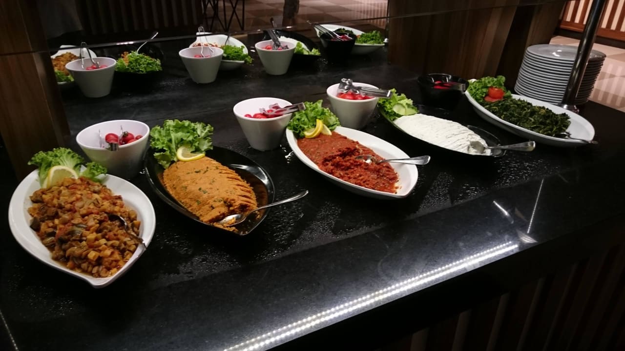 Buffet Hotel Botanik Platinum