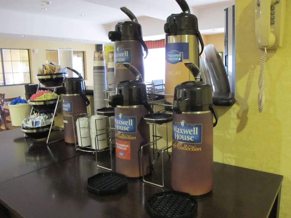 Kaffee 24/7 Best Western Plus Barsana Hotel & Suites