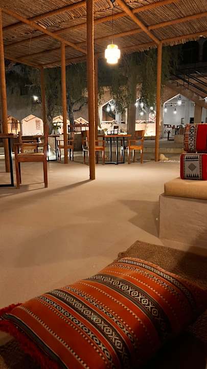 Gastro Thousand Nights Camp