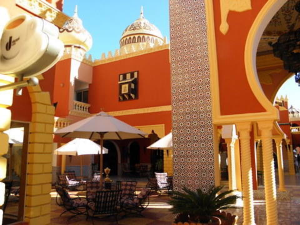 Jenda zlicznych kawiarenek Pickalbatros Alf Leila Wa Leila Resort - Neverland Hurghada