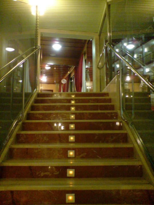 Treppe zur Rezeption  BQ Bulevar Paguera - Adults only