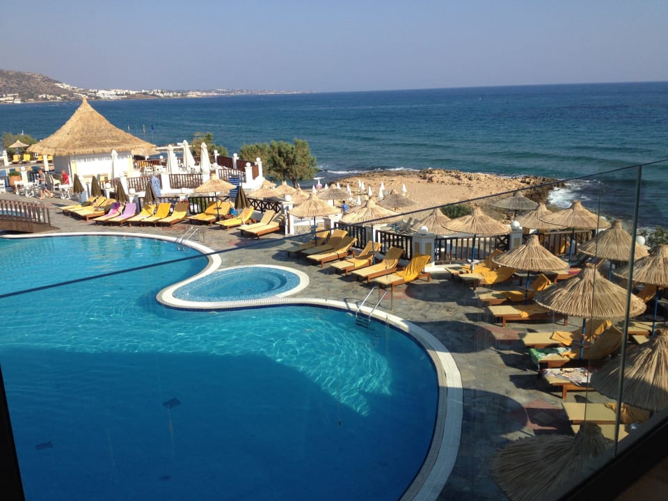 Blick aufs Meer Alexander Beach Hotel & Village Resort