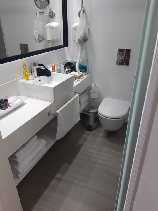 Zimmer Crystal Springs Beach Hotel