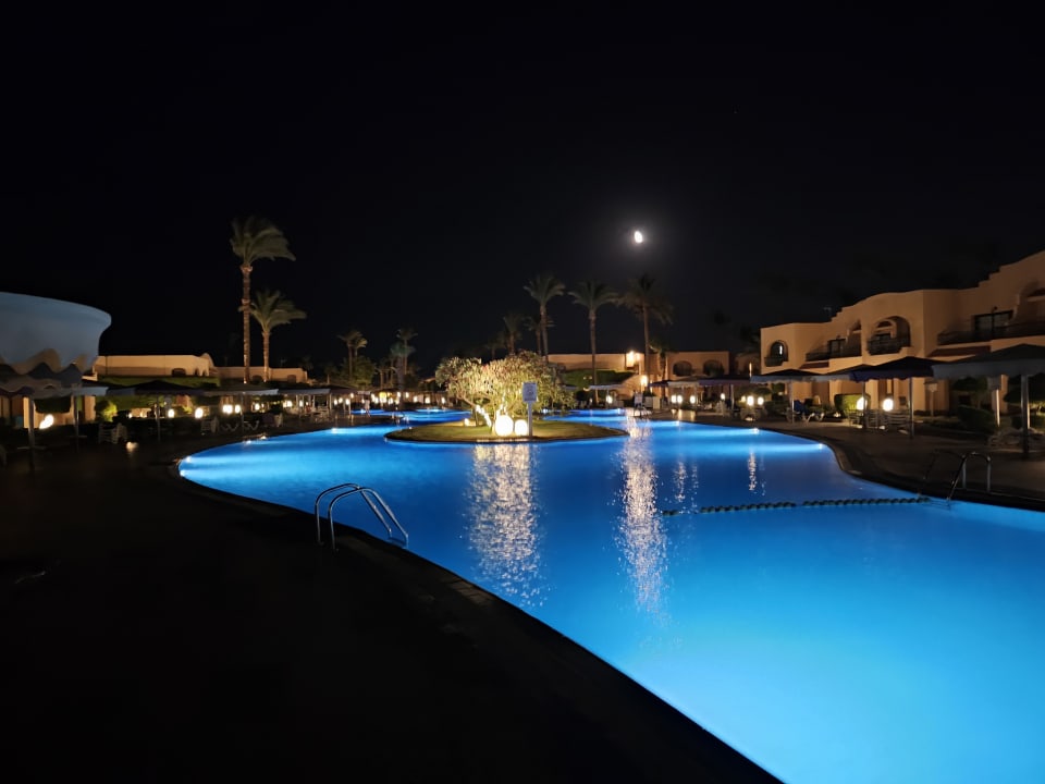 Pool Ali Baba Palace Resort