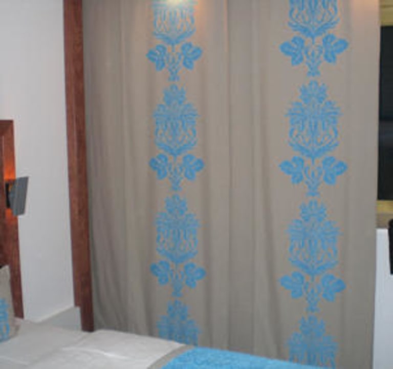 Fenstervorhang Motel One Berlin Ku'Damm