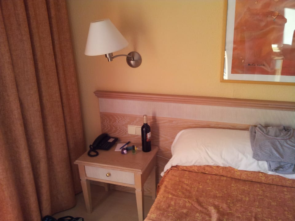 Lampe die bald runterfällt Iberostar Waves Playa de Muro