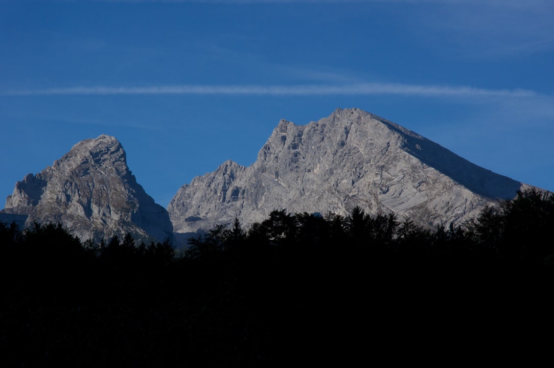 Blick vom Balkon auf die Watzmann-Gruppe Alm- & Wellnesshotel Alpenhof